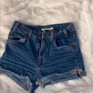 Levi’s shorts